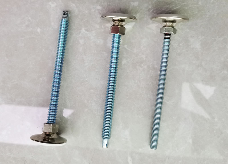 機械調節(jié)腳